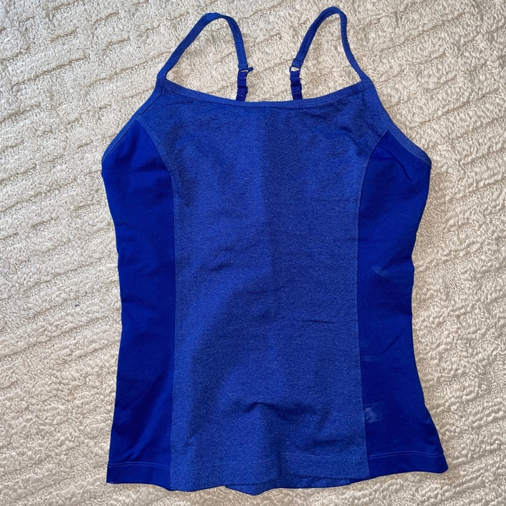 SOLD. Under Armour athletic top. Size Small